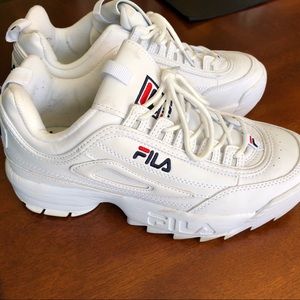 FILA DISTRIBUTORS